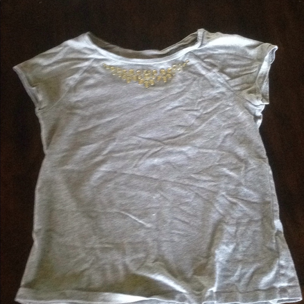 Gray shirt from gap kids size 8.